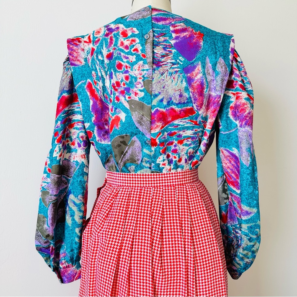 Vintage 70’s/80’s TESS Pleated Blouse - Picture 4 of 15